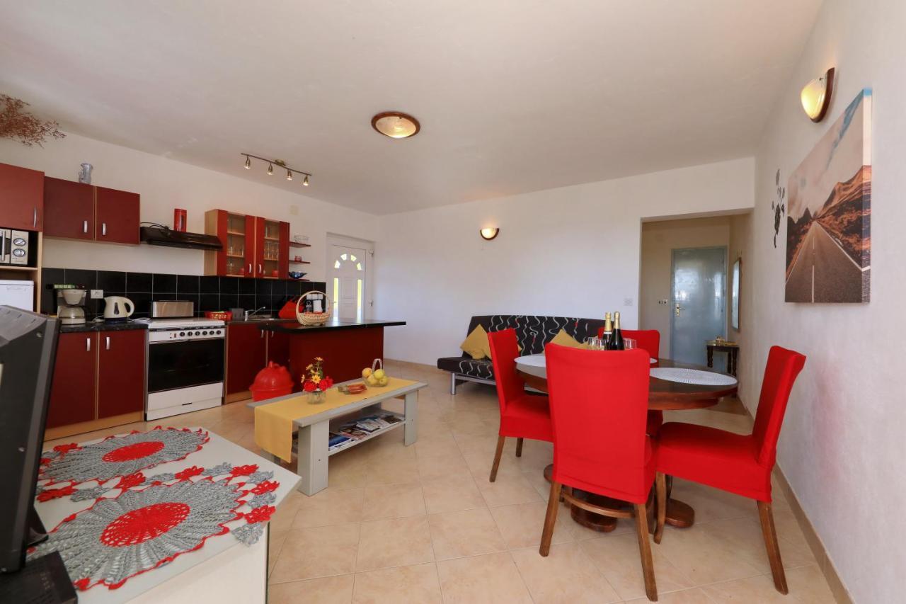 Apartments Luca Ražanac Esterno foto