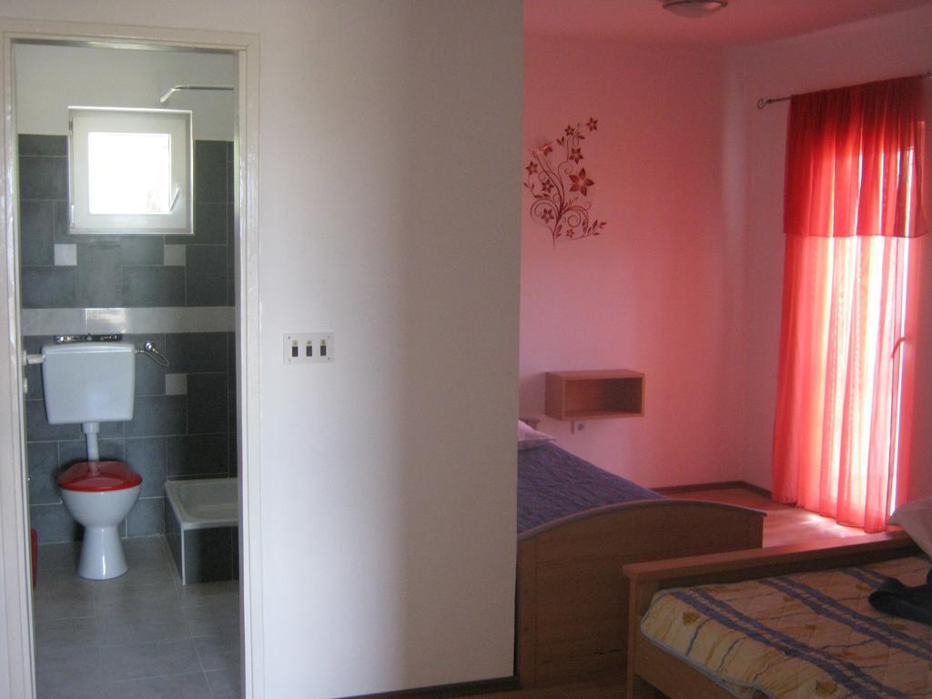 Apartments Luca Ražanac Camera foto